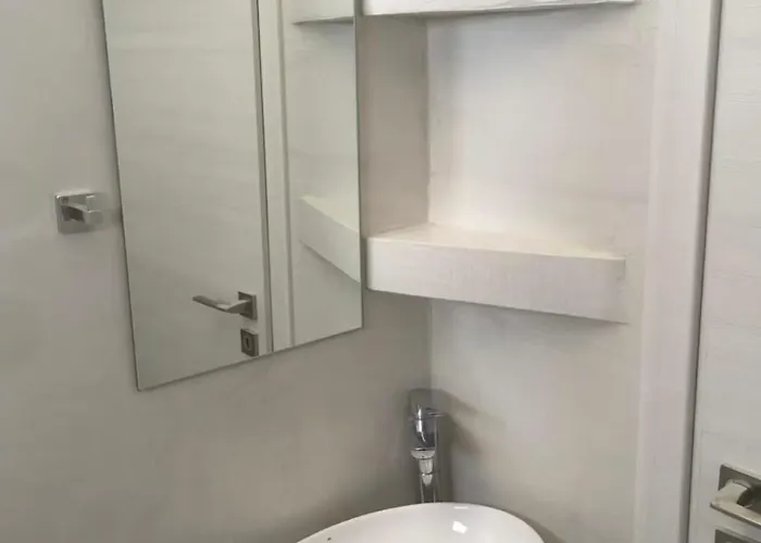 Barewake's Place 3 Cosy Perfect For Romantic Getaway By The Sea アパート